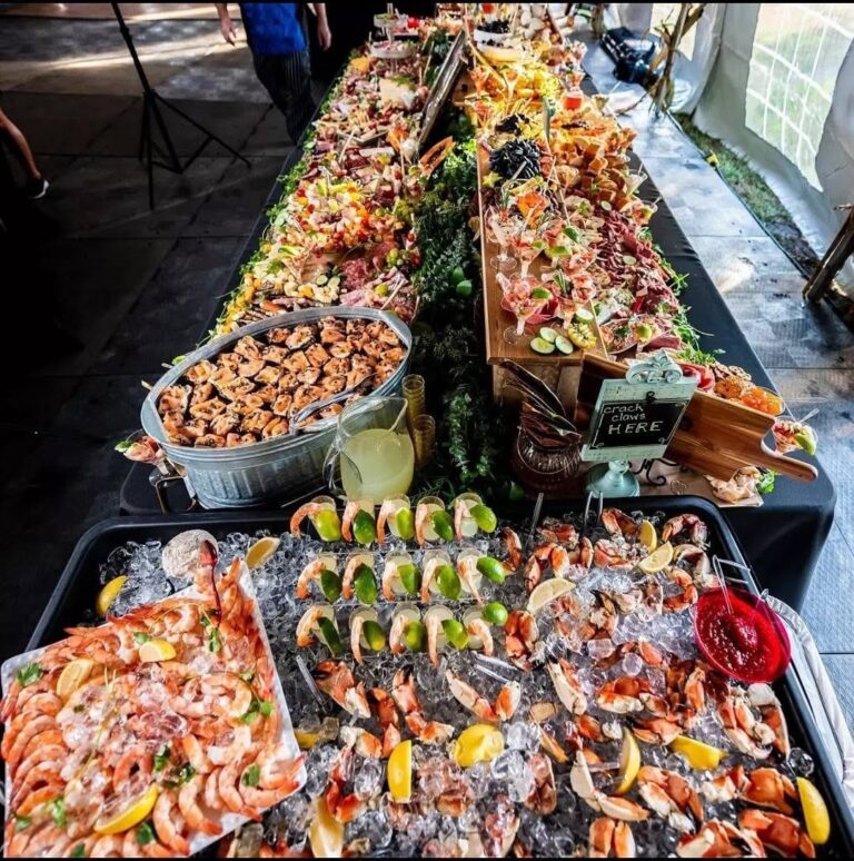 How Much Food Should You Order For A Catered Event?